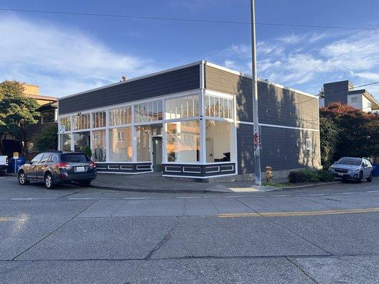 7 private salon suites in a charming 1916 corner grocery store.