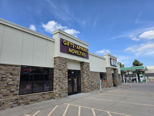 Romantix East Moline