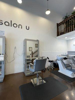 Salon U