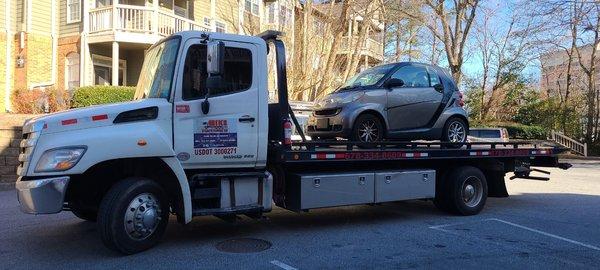 Call Mike Atlanta towing 6783348609