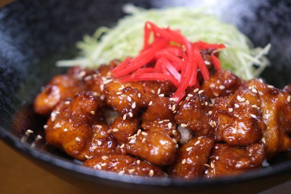 Experience a burst of citrusy goodness with our tantalizing Orange Chicken Karaage Rice Bowl.