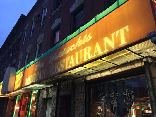 Los Mariachis Restaurant