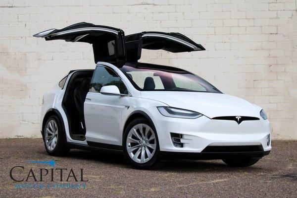 Tesla Model X 90D