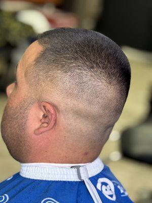 CLEAN MID HIGH SKIN FADE