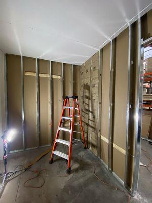 AB Electric and HandyMan services