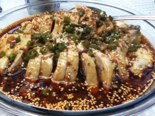 Steamed Chicken w. Chili Sauce