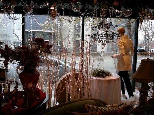 Jongee's Gifts & Fine Furnishings