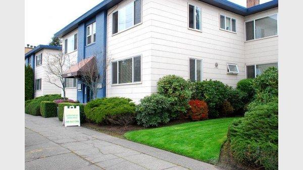 Green Lake South Shore Apartments
