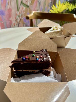 Cosmic brown cake, chamomile honey apricot cake