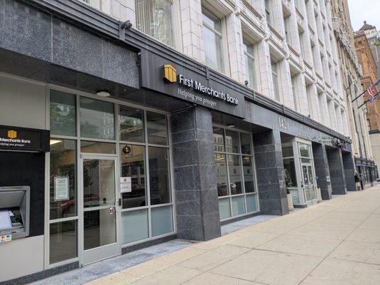 First Merchants Bank