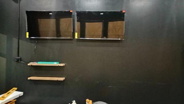 Laria's Hometown Maintenance