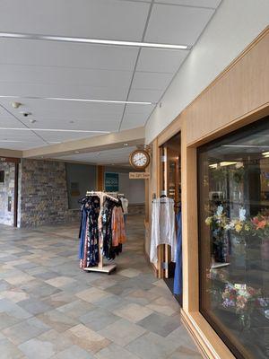 Even a gift shop nicer than most hotels