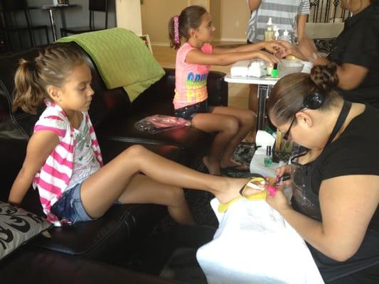 Mother-Daughter Spa Services 4/2013