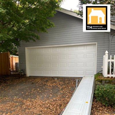 TH Locksmith And Garage Door Repair