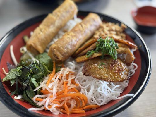 37. Bun Cha Gi Thit Nuong