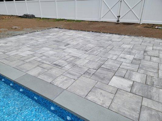 Lopes & Sons Pavers