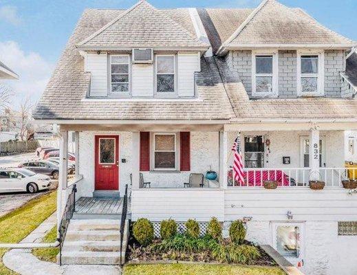 Our child care facility is in a home-like setting. With 1,500+ sq.ft. of indoor-outdoor space, there's plenty of room for fun and learning!