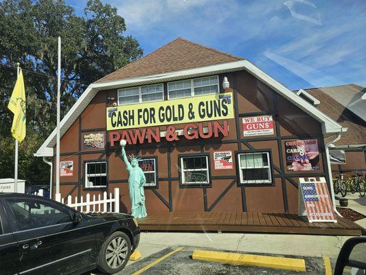 West Coast Pawn & Gun