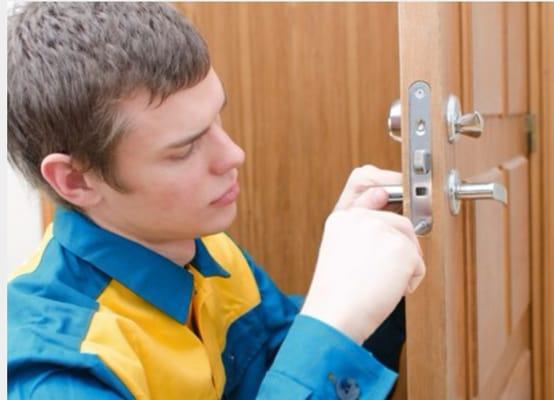 La Crescenta Keys & Locksmith