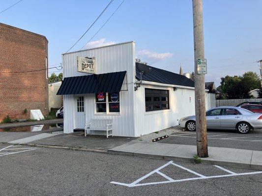 The Depot Pub & Grub