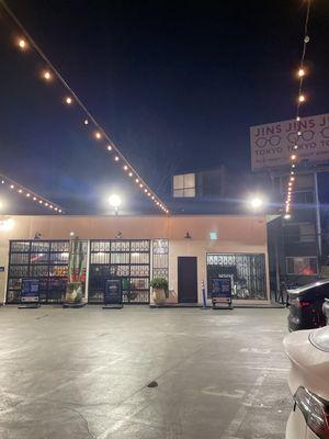 Public Parking on 100 Venice Way