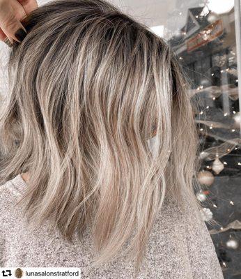 Luna Salon