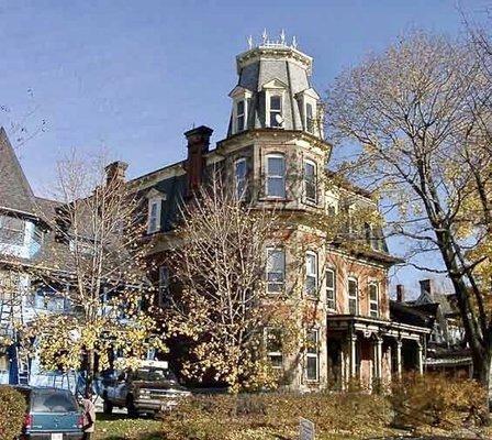 Thomas Coatsworth House (49 Cottage St)