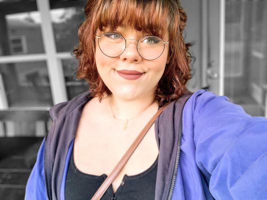 The foundation and setting spray makes my skin look flawless