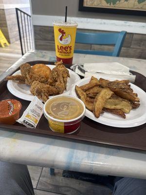 Lee's Famous Recipe Chicken