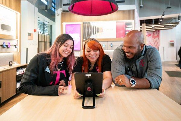 T-Mobile Experience Store