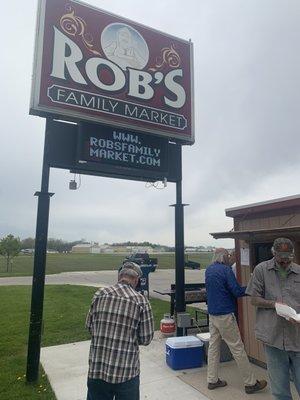 Rob's Family Market