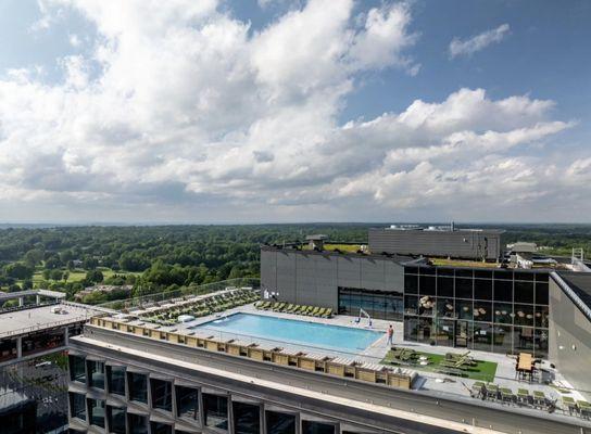 Penthouse Pool and Lounge - Reston