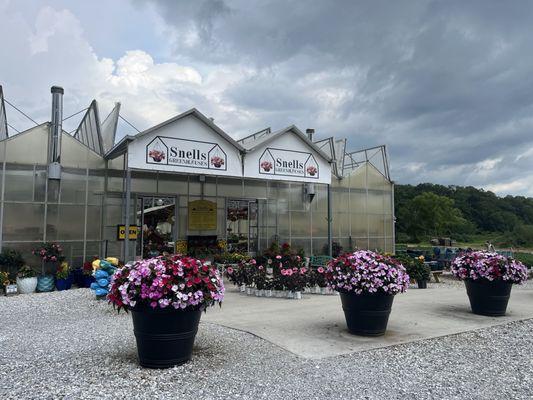 Snell's Greenhouses