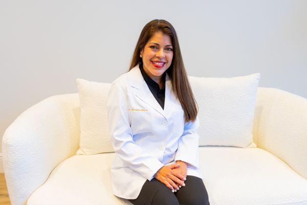 Meet Dr. Viviana Mora