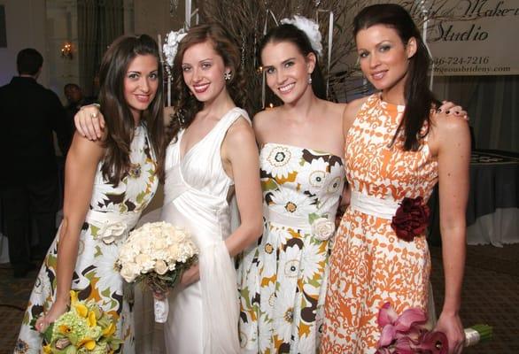 Wear the print bridesmaid dresses in summer wedding