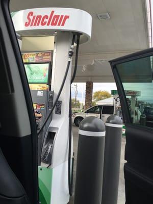 Sinclair Gas Station