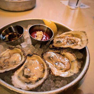 Happy hour oysters
