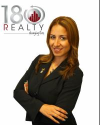 Broker Owner Melisa Nieves