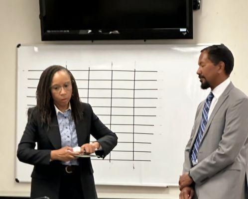 Talking to the city manager about a traffic issue