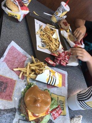 eating with kids