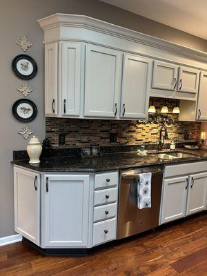 Benjamin Moore Paint Outlets