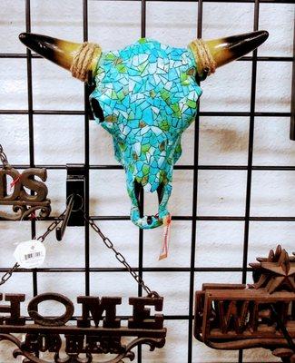 I still dunno what kinda skull this is...