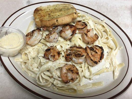 Fettuccine Alfredo with Grilled Shrimp