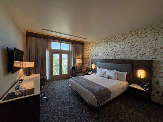 Standard King Room