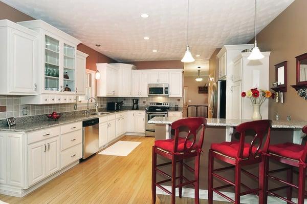 Macik Custom Woodworking & Contracting