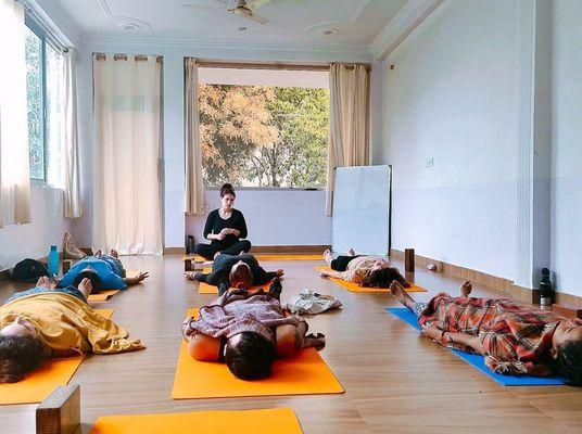 Flow with Jessi I Private Yoga For Musicians