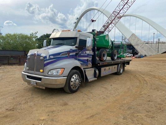 Al's Towing & Storage