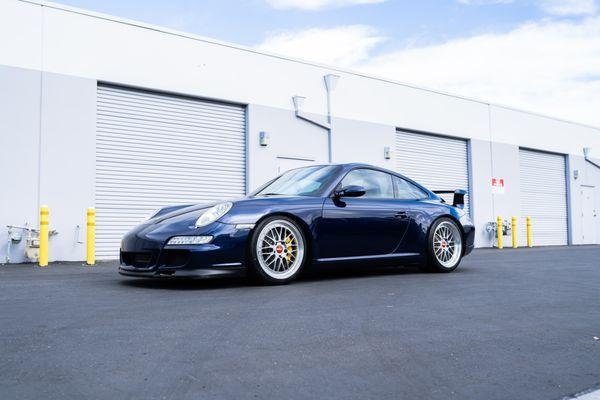 Porsche 911 997.1 Carrera S in for 2 step correction and ceramic coating.