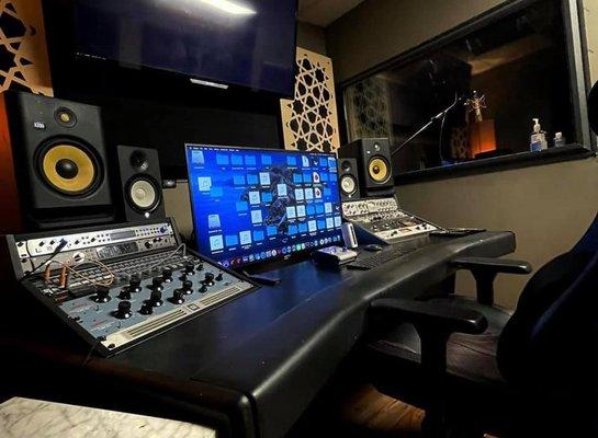 QWJS Consulting, A Limited Company