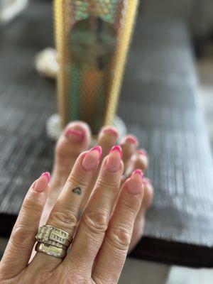 Lux Nails and Spa